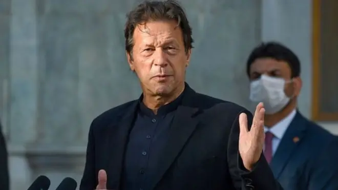 पीएम इमरान ख़ान