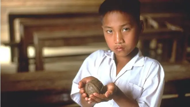 Sebagian besar warga sipil yang tewas karena sisa bom curah di dunia pada tahun 2017 adalah anak-anak.