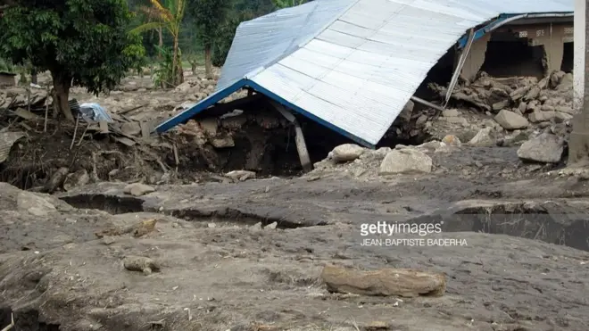 Bâtiment écroulé en RDC