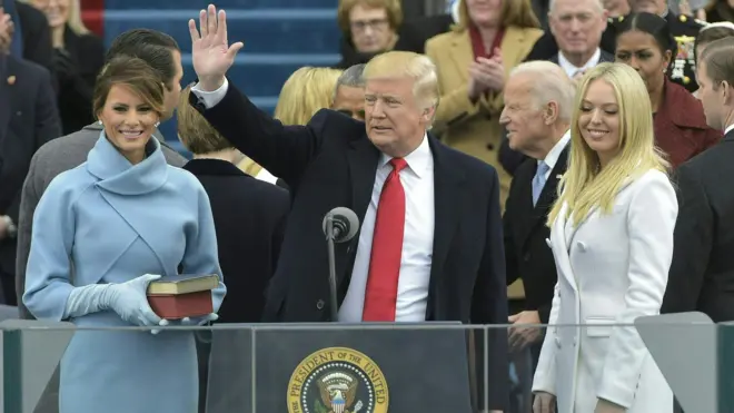 သမ္မတသစ်ဒေါ်နယ်ထရမ့်