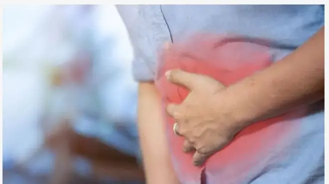 Aworan ẹni to fi ọwọ di inu mu