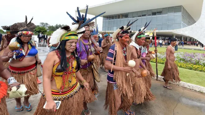 В акции приняли участие около 300 представителей разных племен