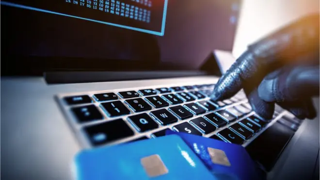 В кибератаках на банки могут участвовать компьютеры из десятков стран мира - установить гражданство злоумышленника практически невозможно