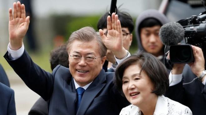 South Korean President Moon Jae-in and his wife Kim Jung-sook