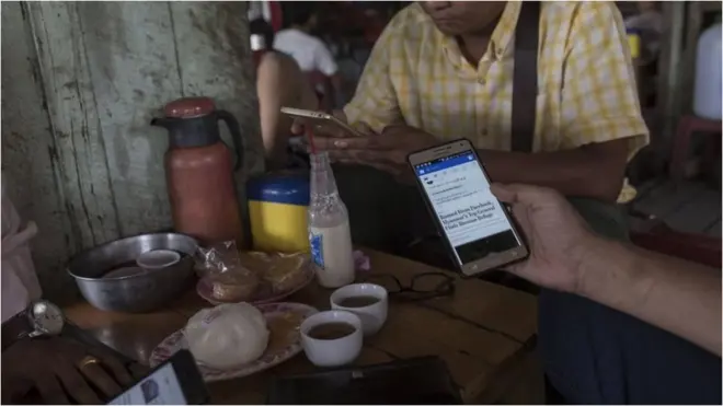 Facebook là kênh tin tức rất quan trọng với nhiều người dân Myanmar