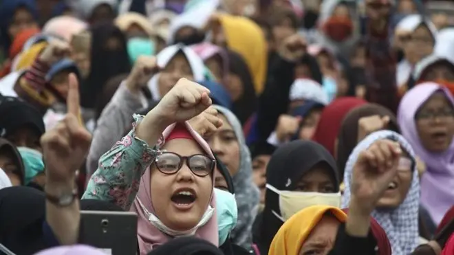 HATI dan ribuan warga dari berbagai organisasi lainnya berunjuk rasa di halaman Monas, Jakarta, Juli 2017 silam.