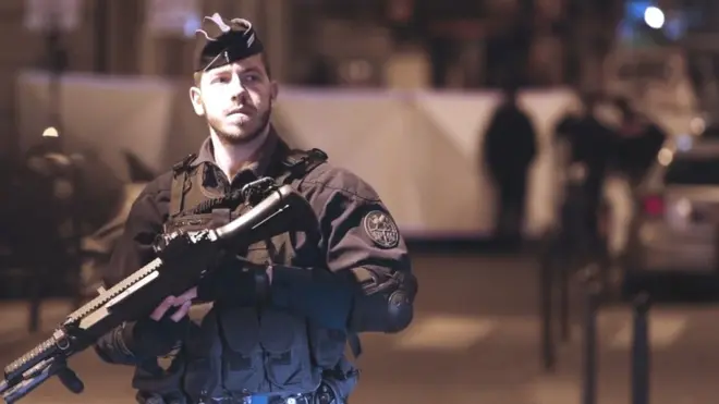 ફ્રાંસની પોલીસની પ્રતિકાત્મક તસવીર