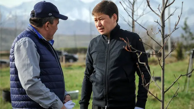 Сапар Исаков