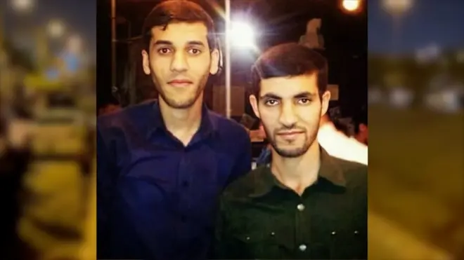 خرج مئات البحرينيين في مناطق بحرينية عدة احتجاجا على إعدام السلطات السعودية لمواطنيْن بحرينييْن بتهمة الإرهاب هما جعفر سلطان وصادق ثامر.