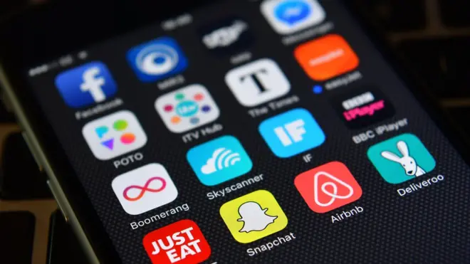 Chiildren Commisioner Growing Up Digital report talk say many pickin no know dia rights for Social Media