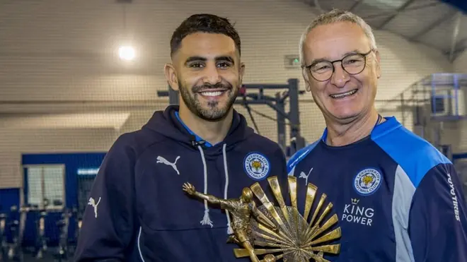 تتويج رياض محرز، لاعب المنتخب الجزائري ونادي ليستر سيتي الإنجليزي، بجائزة بي بي سي لأحسن لاعب أفريقي لعام 2016.