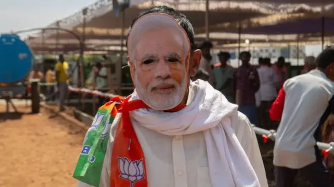 नरेंद्र मोदी