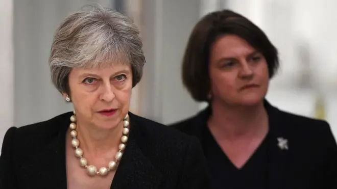 Тереза Мэй, Арлин Фостер