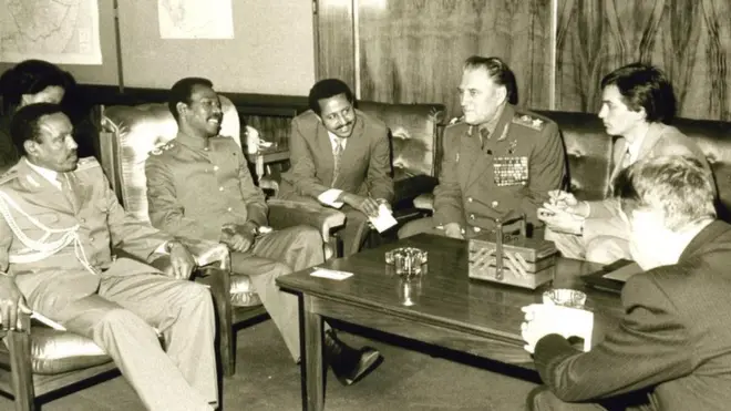 አያልነህ ሙላቱ ምስ ፕረዚደንት ነበር መንግስቱ ሃይለማርያም እንተተርጉሙ