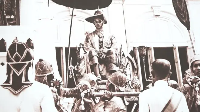 พระราชพิธีบรมราชาภิเษก พระบาทสมเด็จพระปรมินทรมหาภูมิพลอดุลยเดช รัชกาลที่ 9