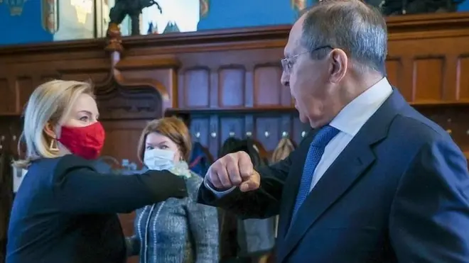 Лавров и Трасс