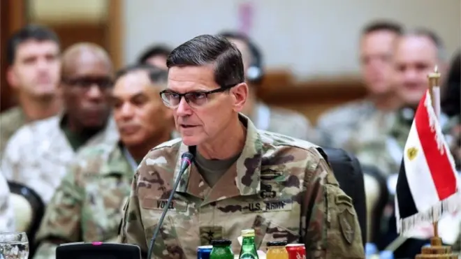 أعلن جوزيف فوتيل، رئيس القيادة المركزية الأمريكية، عن اعتراضه على قرار سحب القوات الأمريكية من سوريا