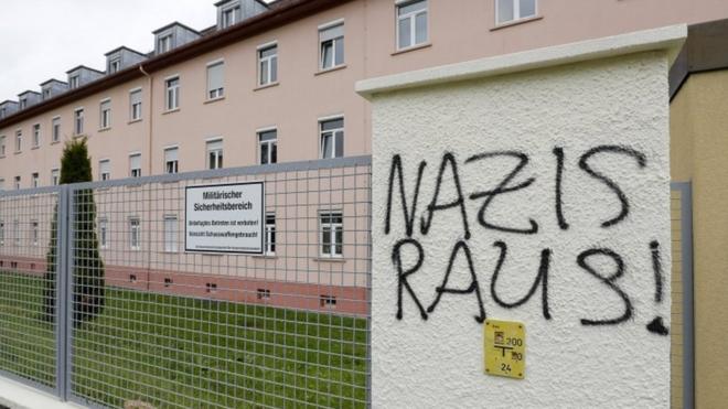 Letters reading "Nazis Raus!" (Nazis out!) on a fence near the main gate of the Fuerstenberg barracks in Donaueschingen, Germany, 07 May 2017.