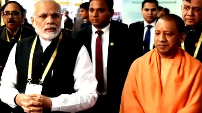 વડાપ્રધાન નરેન્દ્ર મોદી અને ઉત્તર પ્રદેશના મુખ્ય પ્રધાન યોગી આદિત્યનાથ