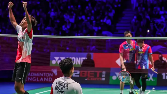Bagas dan Fikri pertama tampil di All England dan langsung juara, setelah mengalahkan sang senior, Hendra/Ahsan.