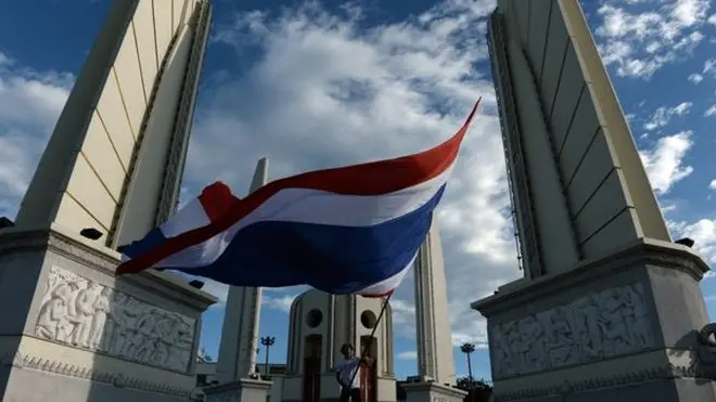 อนุสาวรีย์ประชาธิปไตย