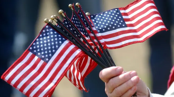 યુએસ ફ્લેગ