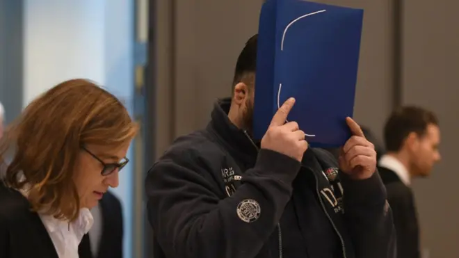 Niels Högel está acusado de matar a más de 100 pacientes.