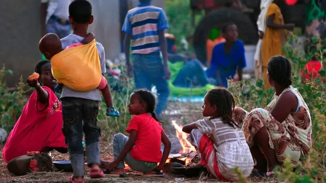 Baqattoota Tigraay irraa daangaa Sudaanitti cehan - ijoollee