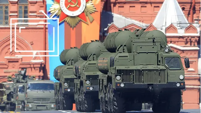 C-400 на параде