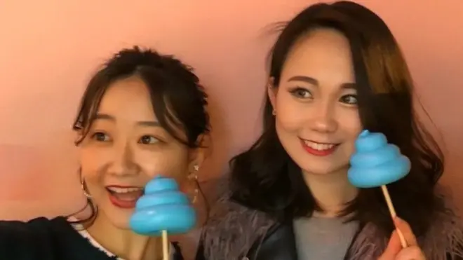 معرض فني في اليابان لتجميل صورة البراز