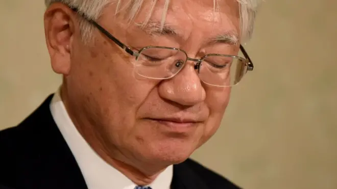 Kobe Steel's Hiroya Kawasaki apologised for the "tremendous trouble" the firm had caused
