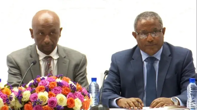 የውሃ፣ መስኖና ኢነርጂ ሚኒስትር ዶክተር ኢንጂነር ስለሺ በቀለ እና የኢፌዴሪ የውጭ ጉዳይ ሚኒስትር አቶ ገዱ አንዳርጋቸው