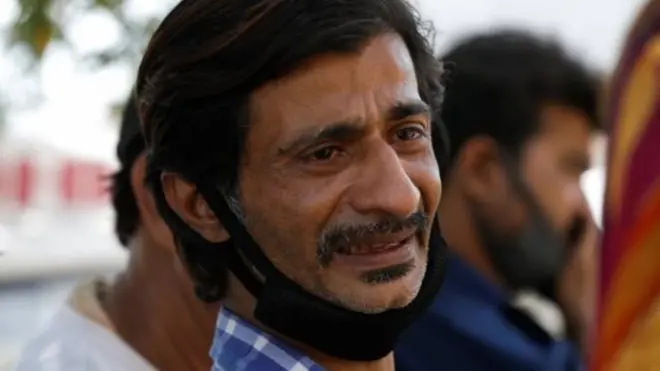 પોતાનાં 72 વર્ષનાં માતાને વિમાન દુર્ઘટનામાં ગુમાવનાર શાહિદ અહેમદ