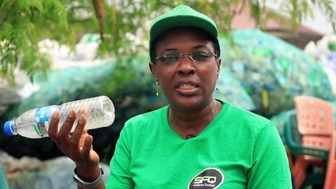 Idu Okwuosa. onye ji plastik a tufuru atufu akpata ego.