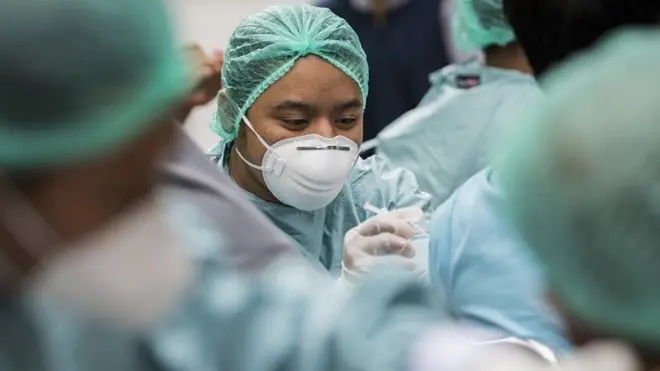 Pelayanan kesehatan untuk Covid-19