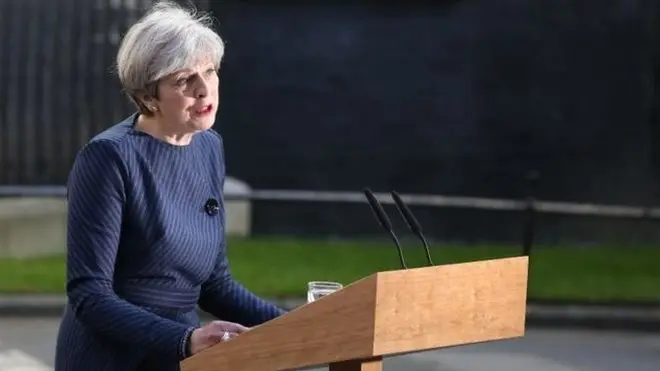 Kamuoyu araştırmalarına göre May'in lideri olduğu Muhafazakar Parti seçimin favorisi.