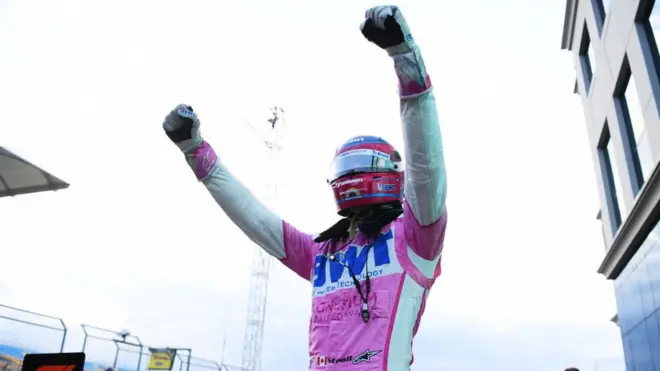 Kanadalı pilot Lance Stroll yarınki yarışta kariyerinde ilk kez yarışa ilk cepten başlayacak