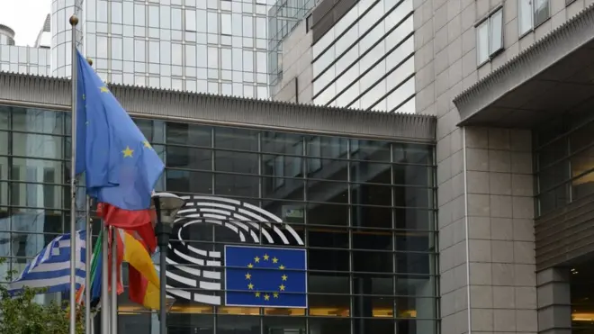 Європарламент має схвалити безвіз України 6 квітня