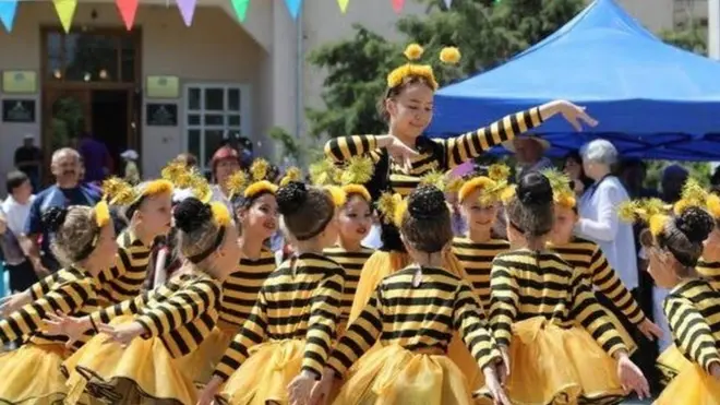 Кыргызстанда 2200 дөн ашуун мектепте 1 млн. 200 миңдей окуучу бар