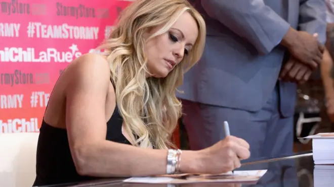 Стормі Деніелс