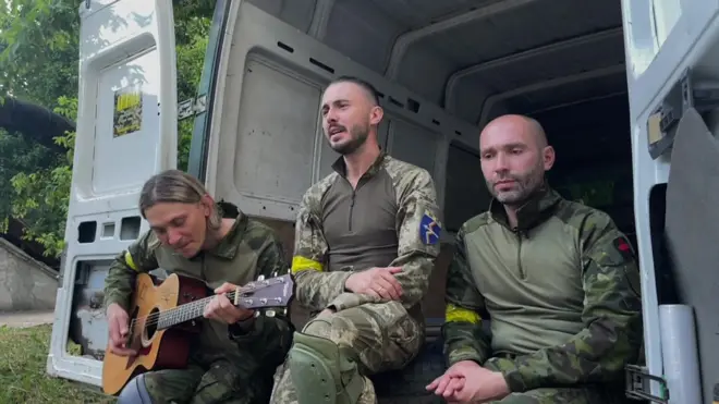 रॉक बैंड के सदस्य