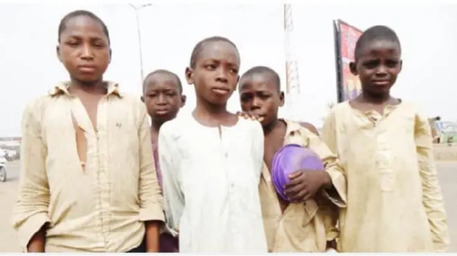 Children wey dey beg for street