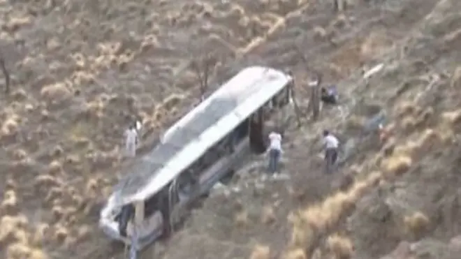 33 ስባት ሒዛ ዝጸደፈት ኣውቶቡስ