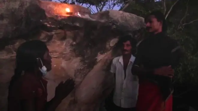 ''මහ හූරා...අගමැති හූරා..දැන්වත් GO'' ආදිවාසීහු කියති