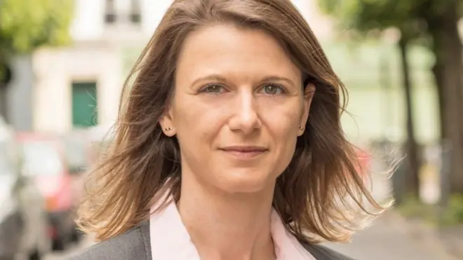 Rossi mengatakan warga bisa saja tidak setuju dengan kebijakan politik, namun tidak ditunjukkan dengan kekerasan.