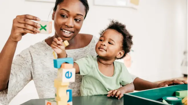 ¿Eres de las que le alinearías los bloques para que no se le caiga la torre?