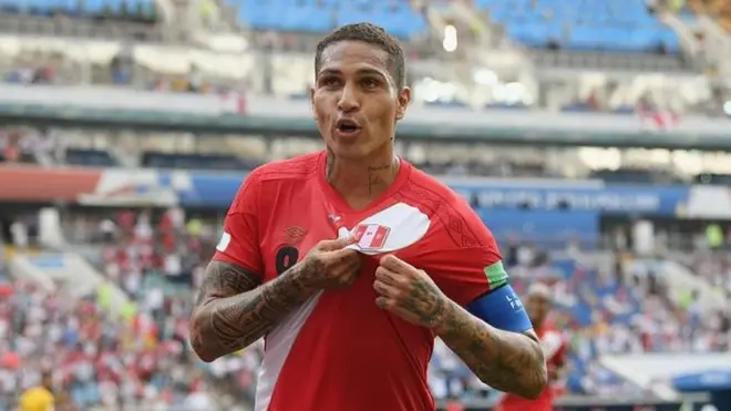 Paolo Guerrero cerró su novela personal con un gol.