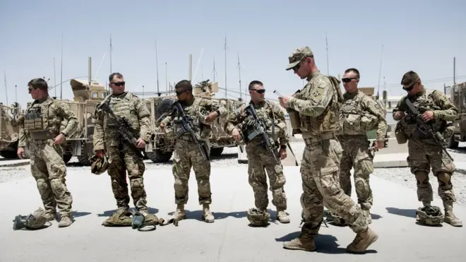 د ټرمپ د ستراتیژۍ له مخې افغانستان کې امریکايي سرتېري څو زره نور هم زیات شول، خو د سیګار د روانې میاشتې رپوټ وايي، چې دې سرتېرو جګړه کې څه بدلونه را ونه ووست.