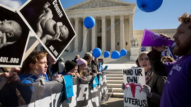 Las protestas a favor y en contra del aborto se intensificaron en los últimos años en Estados Unidos.