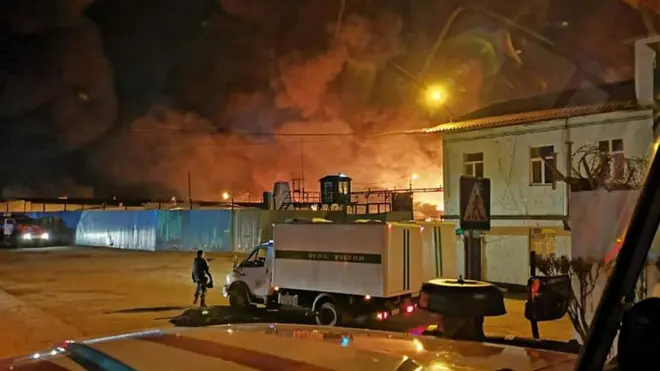 На территории ИК-5 сильный пожар